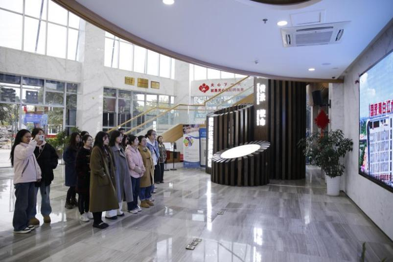 【黨建動態】青白江區2024年“兩新”黨建指導員一行 到我中心開展現場教學活動